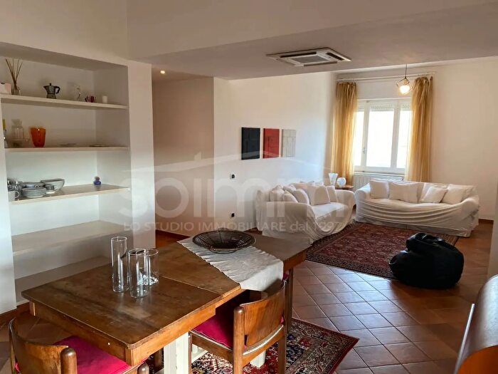 Appartamento trilocale in vendita in Via Sidney Sonnino, Cagliari