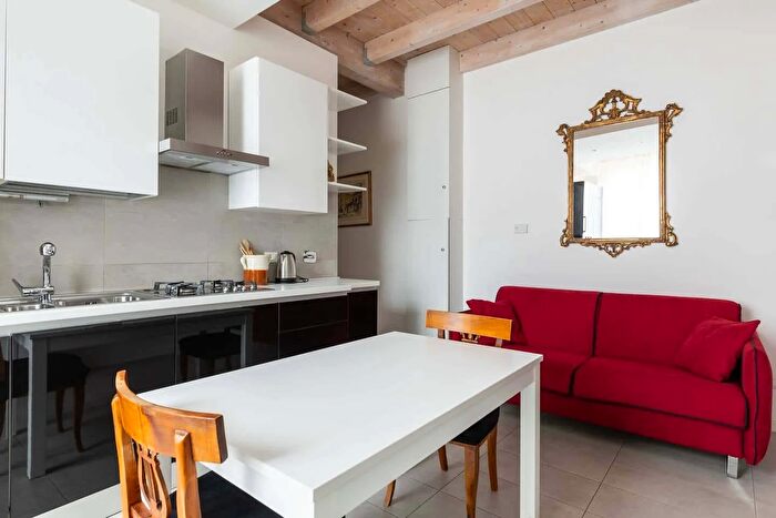 Appartamento monolocale in affitto in Via Bertiera, Bologna