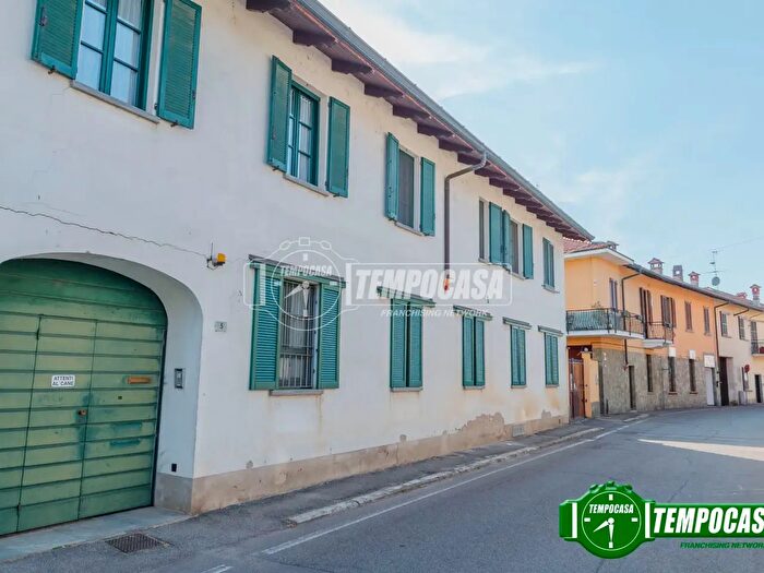 Appartamento trilocale in vendita in Via Ponti Carmine, Vermezzo con Zelo