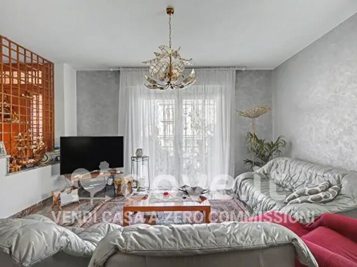 Casa con 6 locali in vendita in Via Roma, Brugine