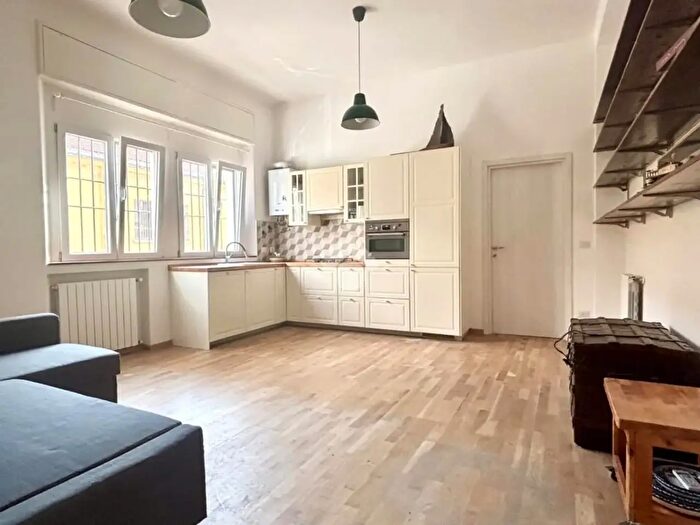 Appartamento trilocale in vendita in Via Privata Battista De Rolandi, Milano