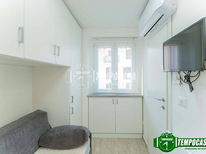 Appartamento monolocale in affitto in Via Galeazzo Alessi, Corso Genova, Milano