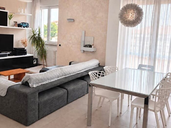 Appartamento trilocale in affitto in Via Nazario Sauro, Bernasconi Buonarroti Bareggia, Lissone