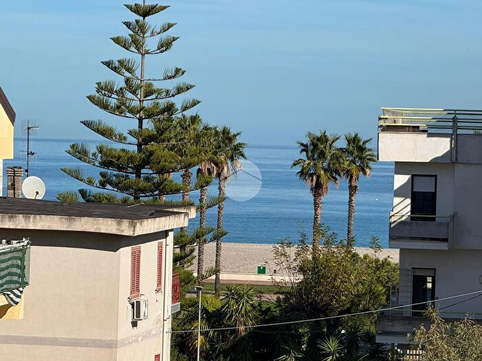 Appartamento con 5 locali in vendita in Via Tropea, CoriglianoRossano