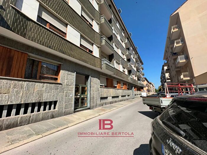 Appartamento quadrilocale in vendita in Via Sebastiano Grandis, Cuneo