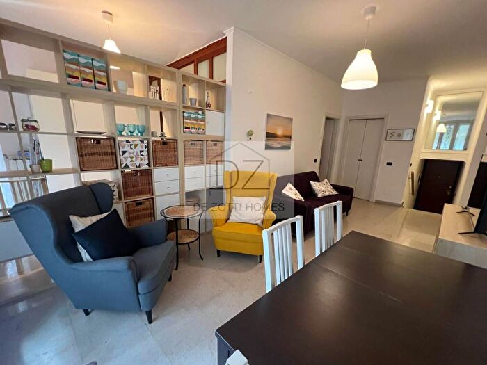 Appartamento bilocale in affitto in Via Airolo, Istria, Milano