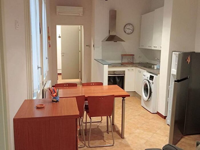 Appartamento quadrilocale in affitto in via Cavour, Centro Storico, Parma