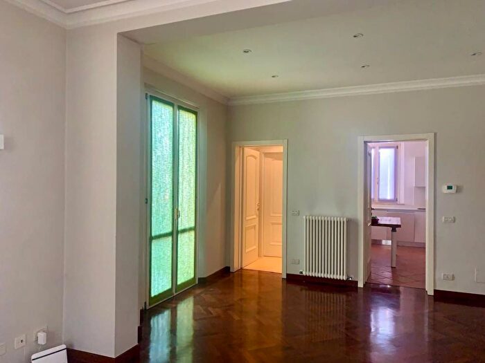 Appartamento trilocale in affitto in Via Volturno, Musicisti, Carpi