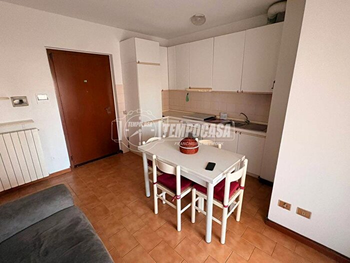 Appartamento bilocale in affitto in Via Leonardo Da Vinci, Saronno