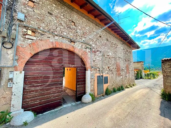 Appartamento bilocale in affitto in Via Maravagne, Concesio