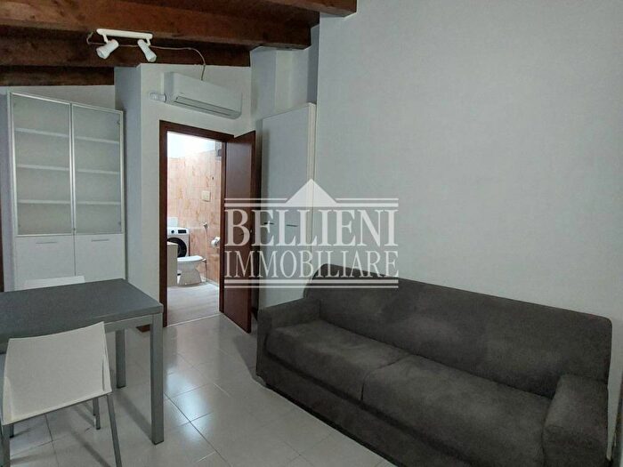 Appartamento trilocale in affitto in corso palladio, Centro Storico, Vicenza