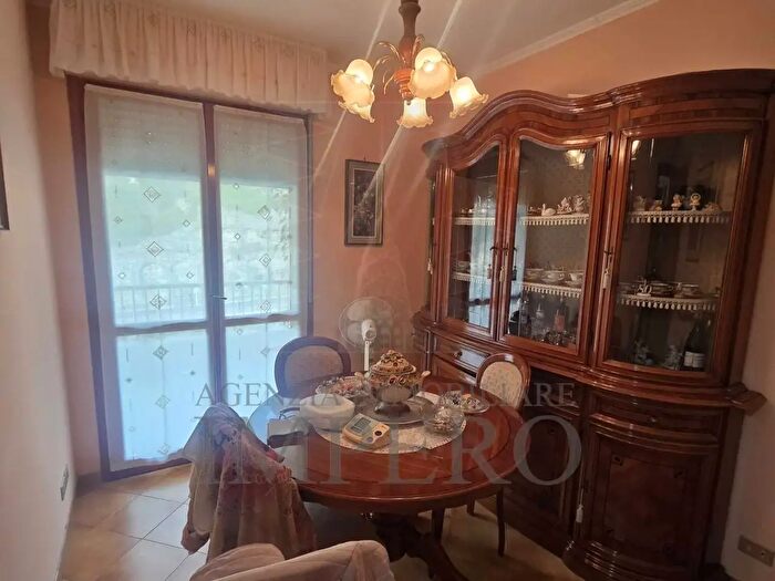 Appartamento quadrilocale in vendita in Via Sottoconvento, Ventimiglia