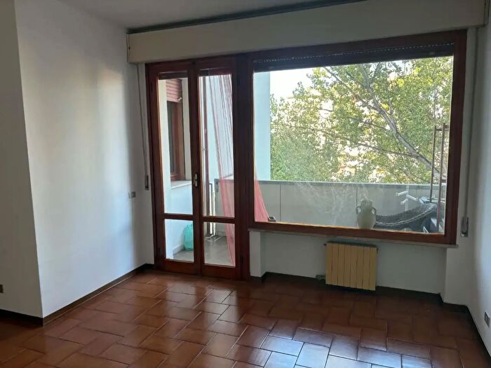 Appartamento con 5 locali in vendita in Luigi Settembrini, Pisa