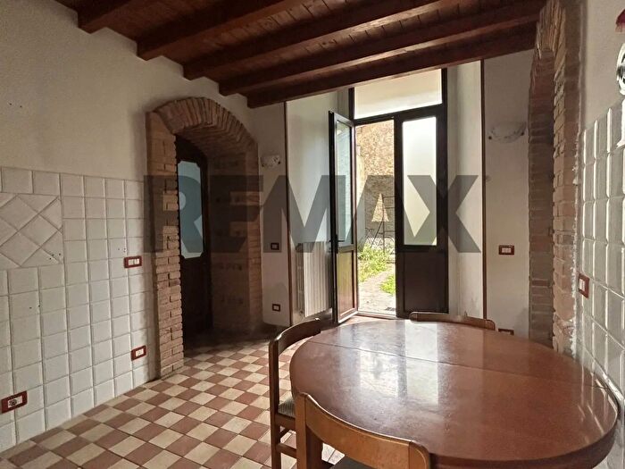 Appartamento trilocale in vendita in Via della Meridiana, Robbiate