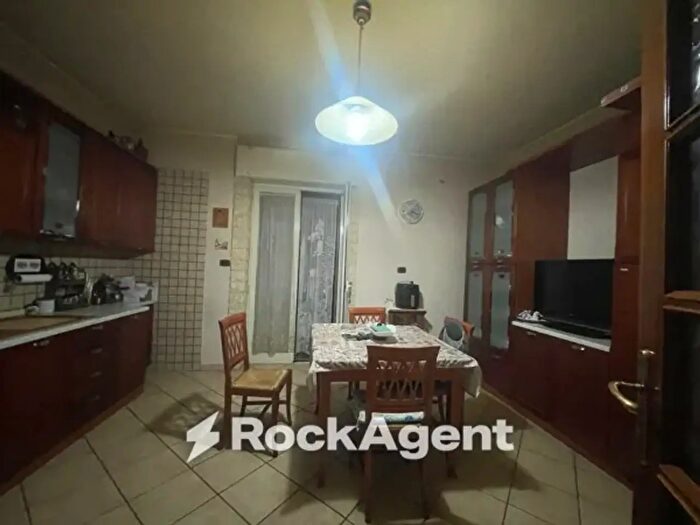 Appartamento trilocale in vendita in Via Angelo Volpicelli, Arzano