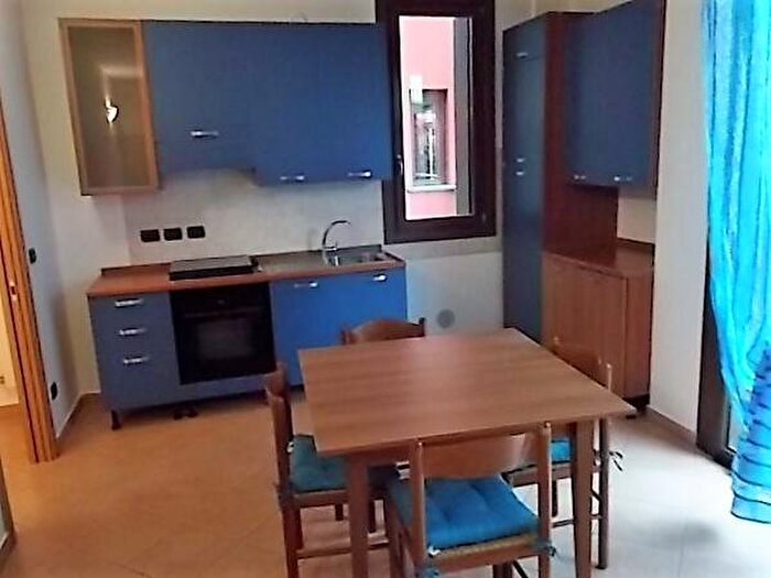 Appartamento monolocale in affitto in Via Asiago, San Rocco, Monza