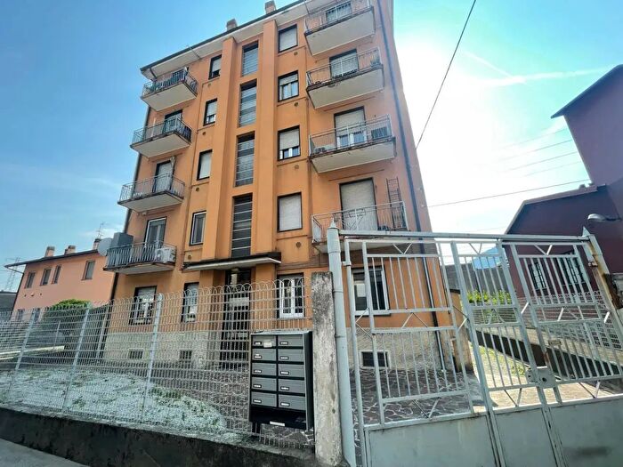 Appartamento bilocale in vendita in Via Navetto, Lecco