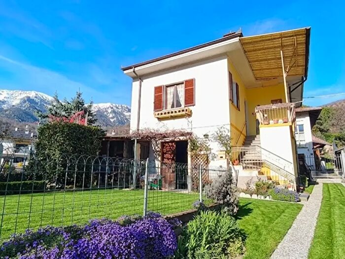 Appartamento trilocale in vendita in Via Saretto, Perosa Argentina