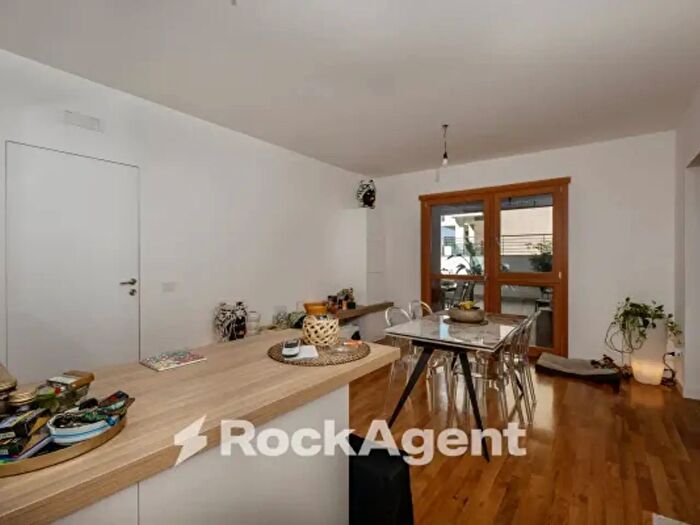 Appartamento quadrilocale in vendita in Via Giana Anguissola, Roma