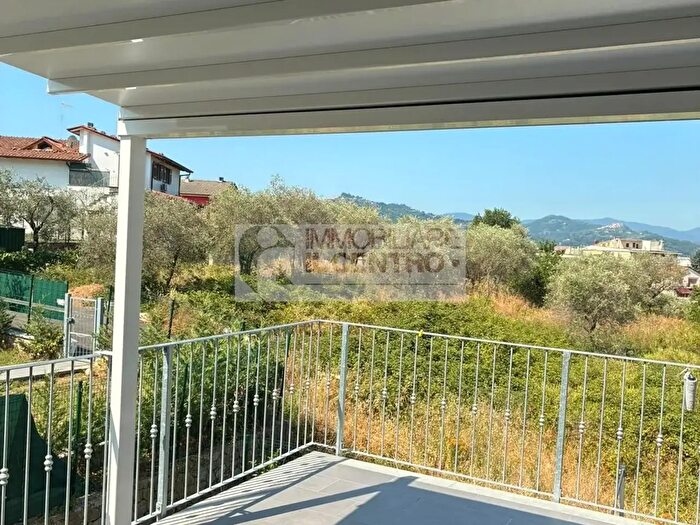Appartamento con 5 locali in vendita in Santo Stefano Di Magra