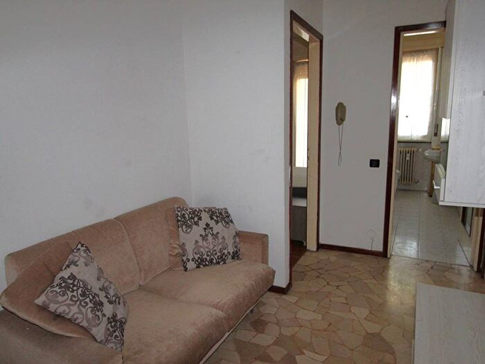 Appartamento bilocale in affitto in Via Bologna, Melzo