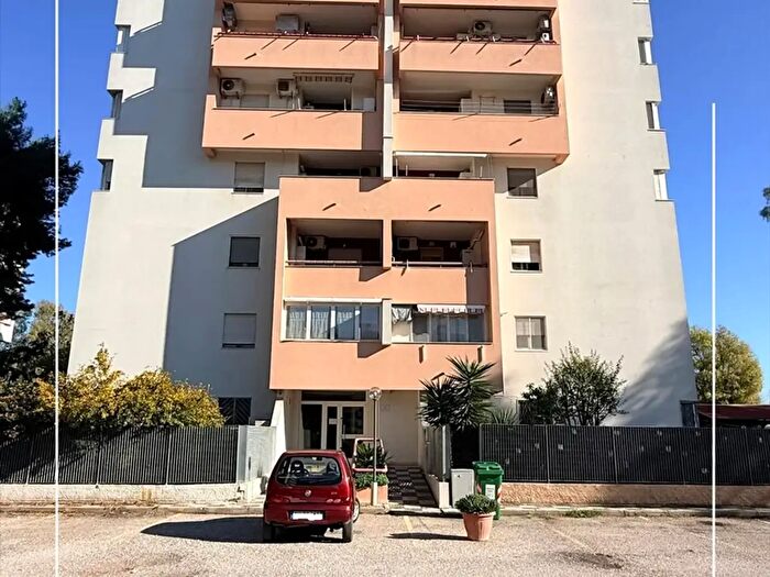 Appartamento trilocale in vendita in Via Scoglio del Tonno, Taranto
