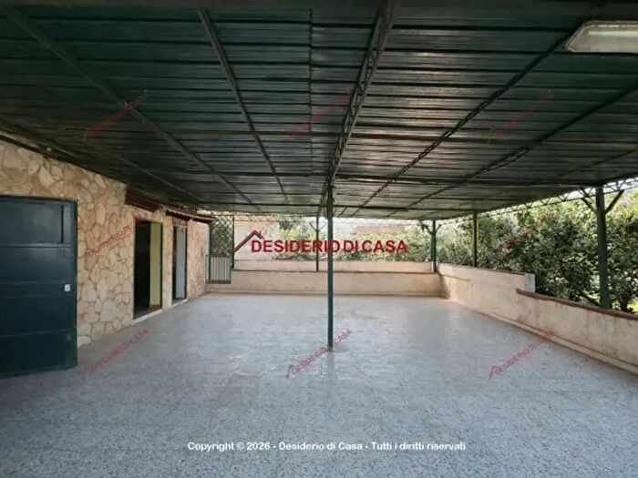 Casa trilocale in vendita in a, Campofelice Di Roccella