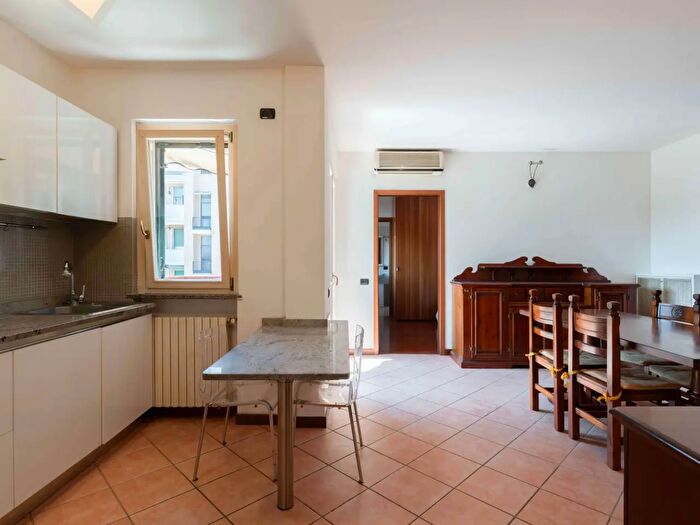 Appartamento bilocale in affitto in Via Filippo Anghileri a, Milano