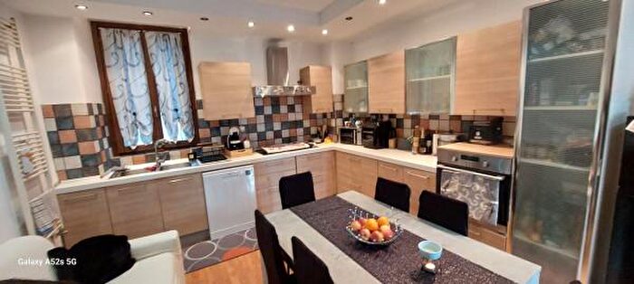 Appartamento trilocale in vendita in Ozegna