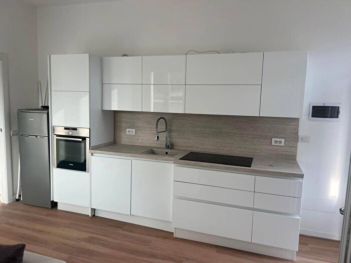 Appartamento bilocale in affitto in Via Gioacchino Rossini, Volturno Assisi San Mauro, Lissone