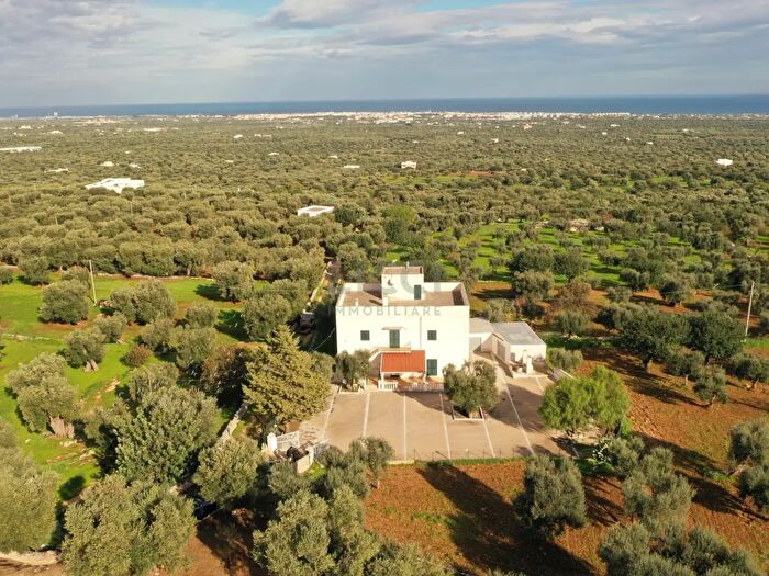 Casa con 8 locali in vendita in Contrada Guidano, Monopoli
