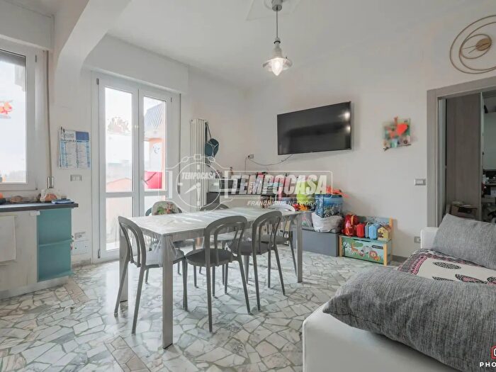 Appartamento trilocale in vendita in Via Fattori, Bologna