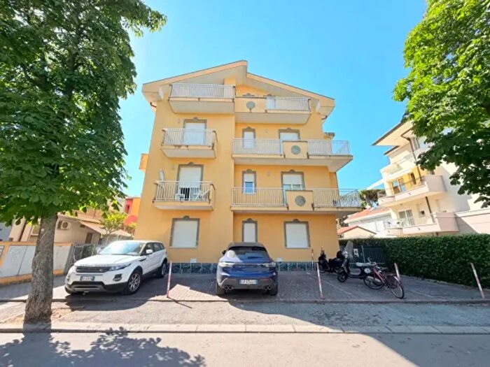 Appartamento quadrilocale in vendita in Viale Giordano Bruno, Riccione