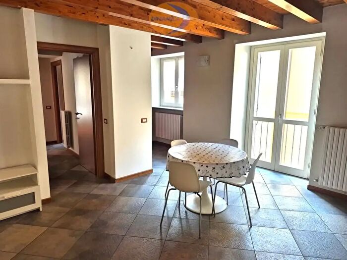 Appartamento bilocale in affitto in Via Ugo Foscolo, Santa Maria Hoe