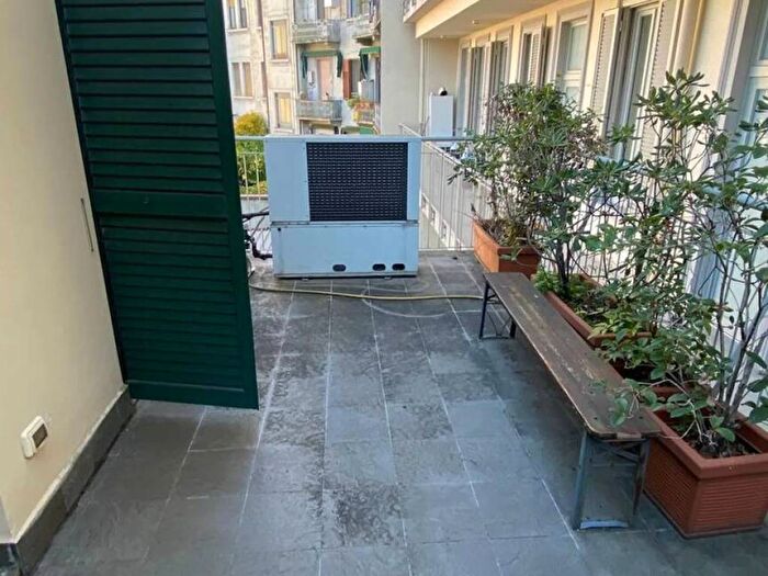 Appartamento bilocale in affitto in Via Andrea Solari No Number, Solari, Milano