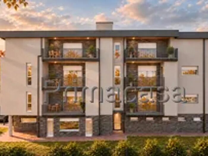 Appartamento trilocale in vendita in Viale Risorgimento, Correggio
