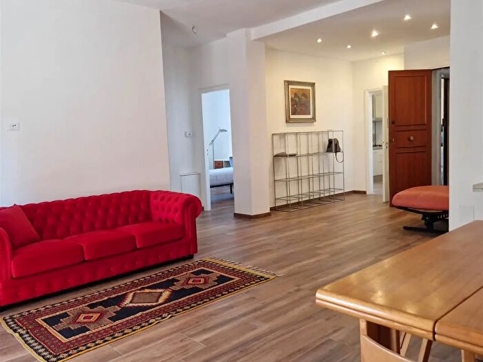 Appartamento trilocale in vendita in Via San Giovanni Maria Vianney, Lecce