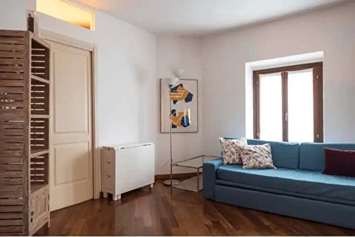 Appartamento in affitto in Via Laghetto, Milano