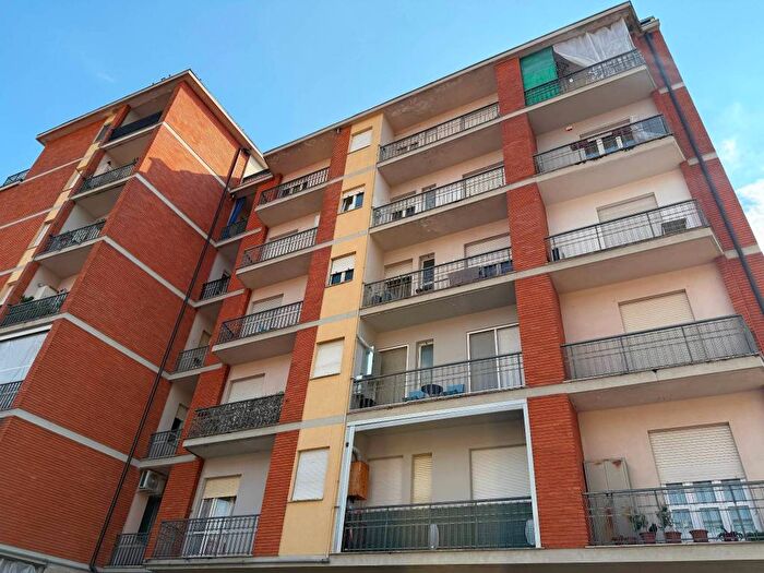 Appartamento bilocale in affitto in Via della Gualderia, Centro Storico, Chieri