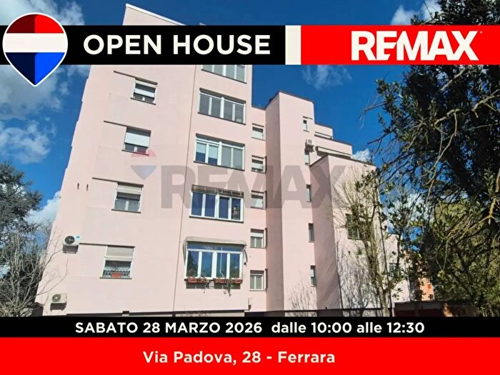 Appartamento con 5 locali in vendita in Via Padova, Ferrara