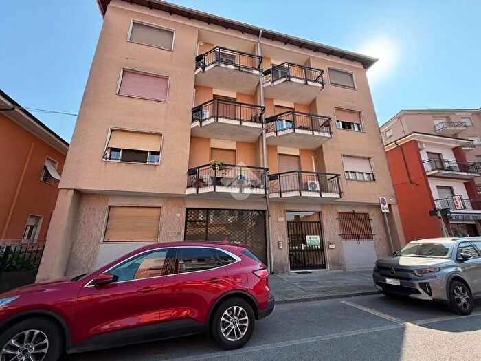 Appartamento quadrilocale in vendita in Corso Santo Ignazio, Santhia'
