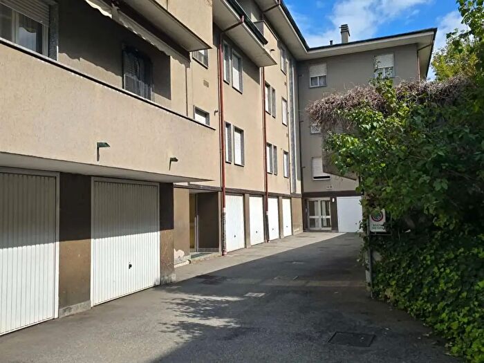 Appartamento trilocale in vendita in Via Milano, Giussano