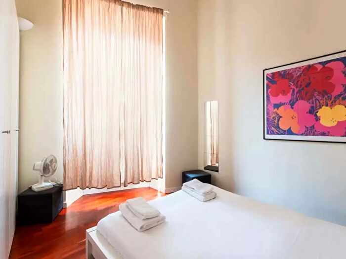 Appartamento monolocale in affitto in Corso di Porta Ticinese, Milano