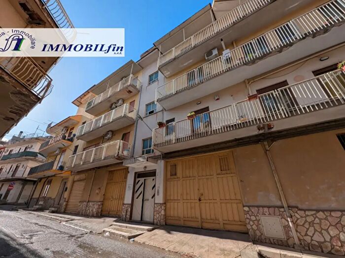 Appartamento con 5 locali in affitto in Via Tenente Ferrito, Villabate