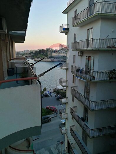 Appartamento trilocale in vendita in Via Trieste, Augusta