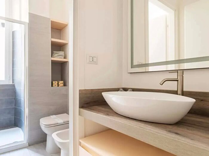 Appartamento monolocale in affitto in Via Giulio Carcano, Milano