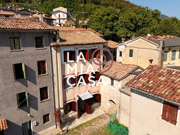 Appartamento con 5 locali in vendita in Via Trieste, Miane