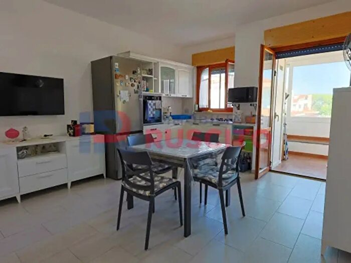 Appartamento bilocale in vendita in Via Yvon De Begnac, Ladispoli