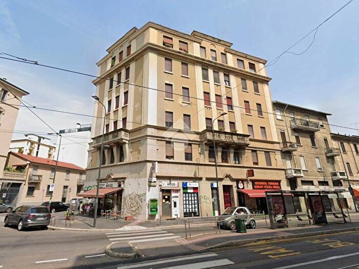 Appartamento trilocale in affitto in Via rembrandt, San Siro, Milano