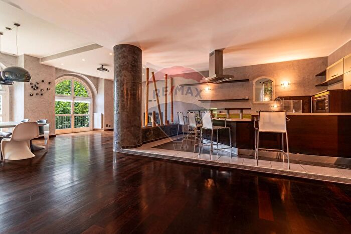 Appartamento con 5 locali in vendita in Corso del Piazzo, Biella